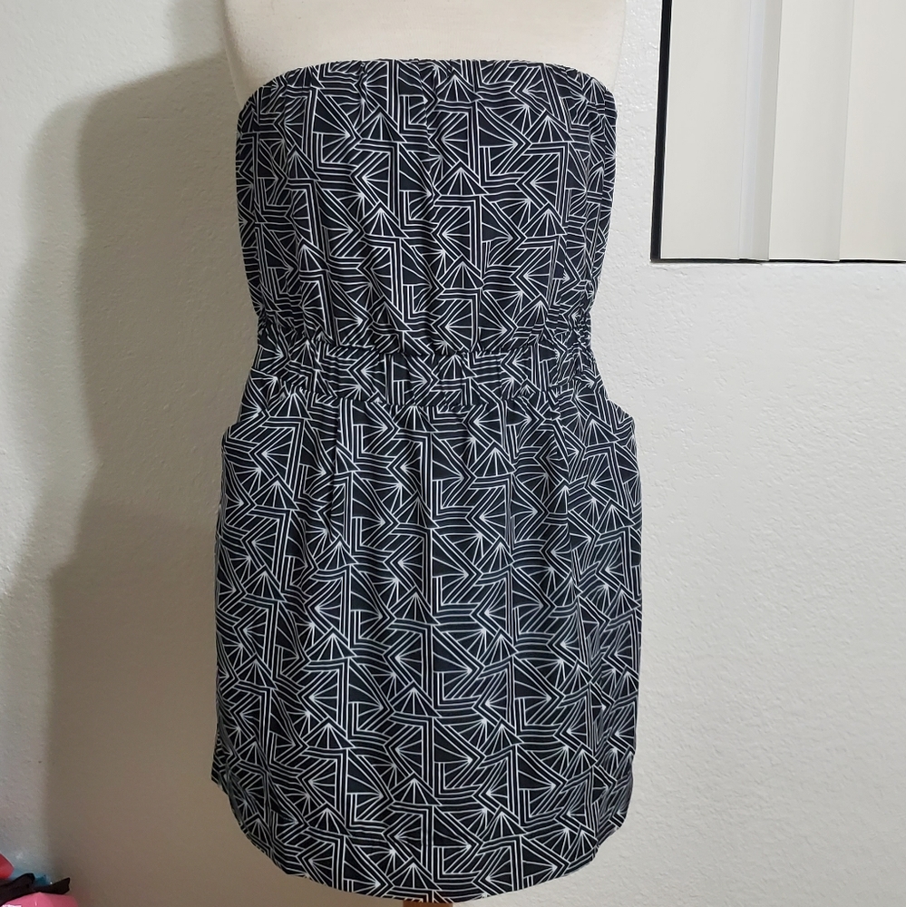 Abstract Strapless Dress